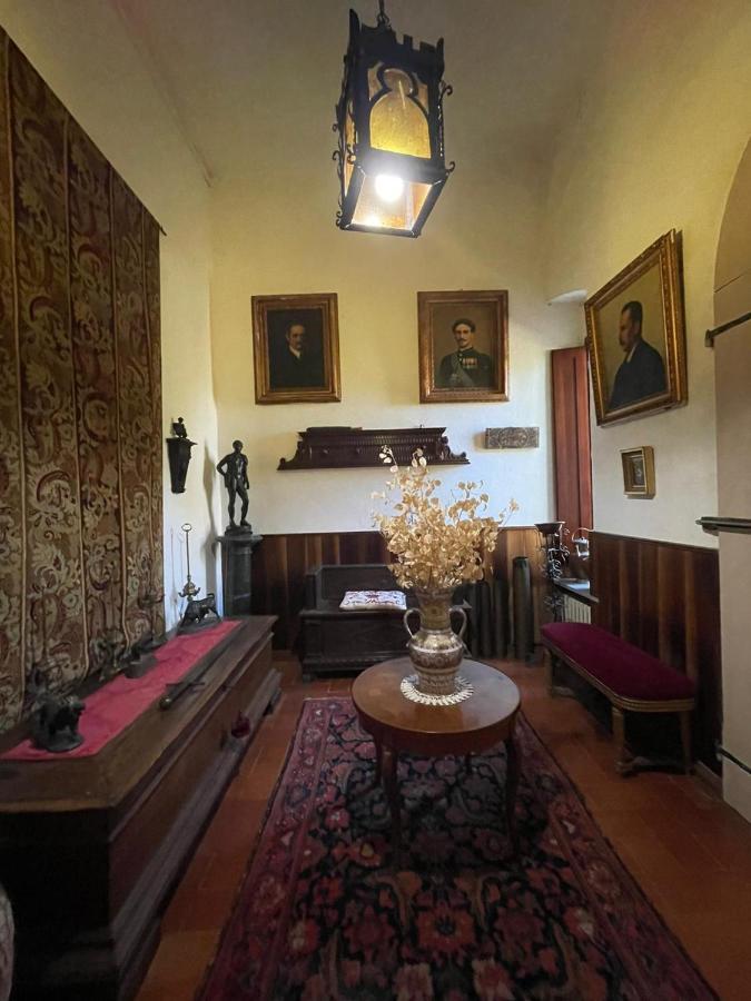 Casa La Torre Un Castello Alle Porte Di Firenze Exterior photo