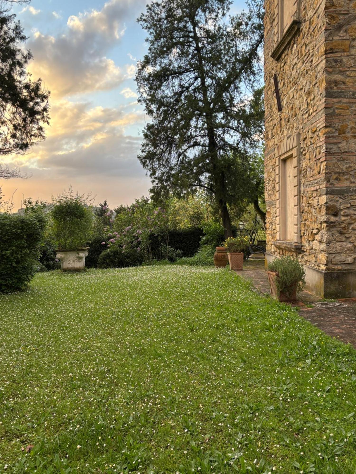 Casa La Torre Un Castello Alle Porte Di Firenze Exterior photo
